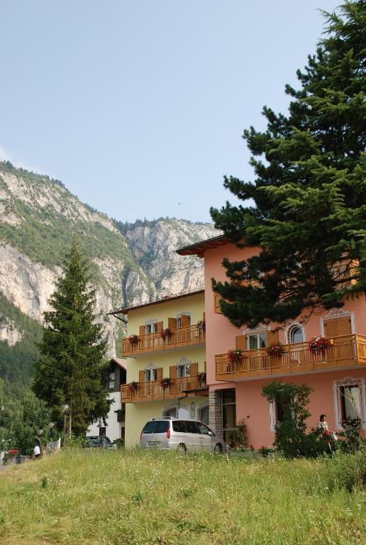 Hotel Fai Fai della Paganella Exterior photo