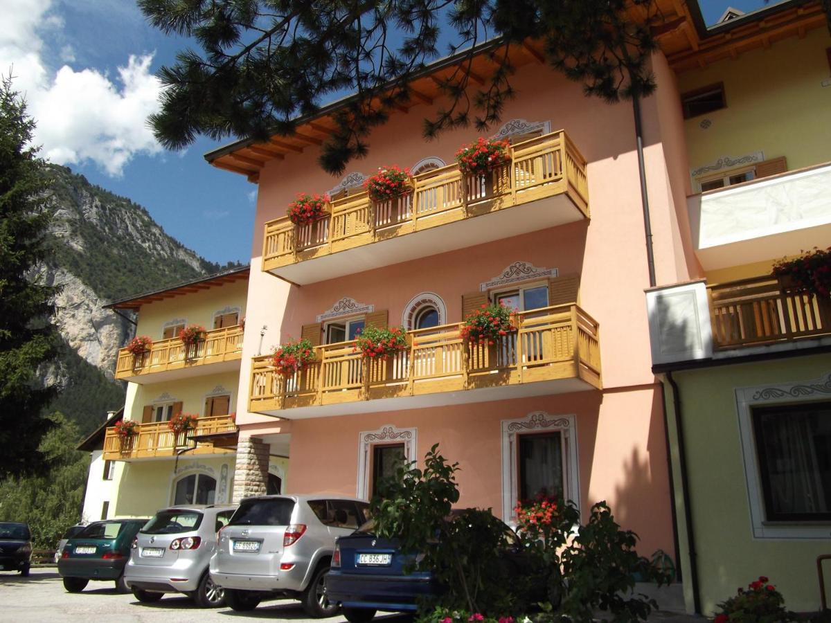 Hotel Fai Fai della Paganella Exterior photo